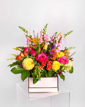 Load image into Gallery viewer, Large Bright & Cheery Floral Bloom Box