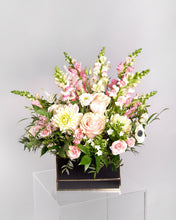 Load image into Gallery viewer, Large Pretty Pastel Floral Bloom Box