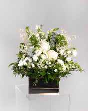 Load image into Gallery viewer, Large Neutral & Subtle Floral Bloom Box