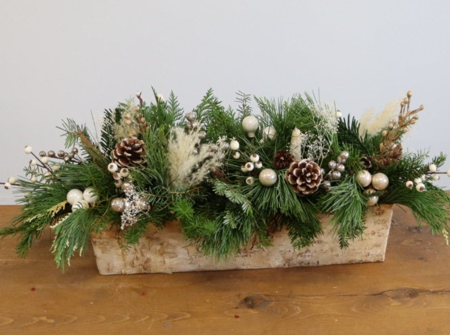 Woodsy Holiday - Low and long centrepiece
