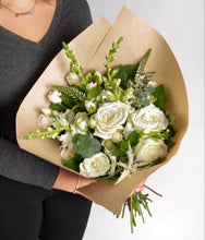 Load image into Gallery viewer, Bouquet Subscription - 3 months
