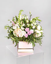 Load image into Gallery viewer, Medium Pretty Pastels Floral Bloom Box
